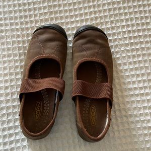 Keen leather shoes